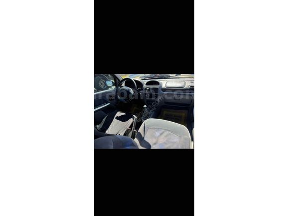 Sahibinden Renault Clio 1.4 RTA 2000 Model 