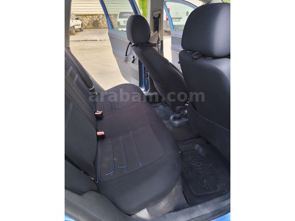SAHİBİNDEN 2005 MODEL 1.4 16V MULTİMEDYALI