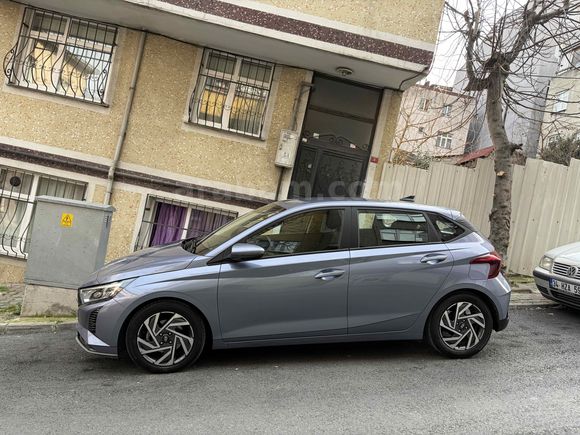 Sahibinden Hyundai i20 1.0 T-GDI Style 2025 Model 
