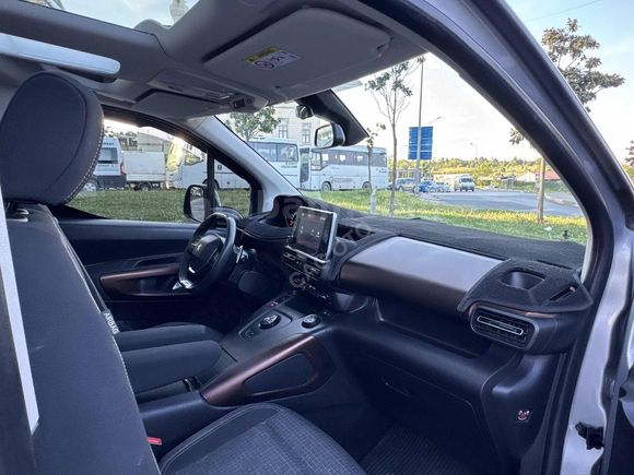 0.99 ORANLA KREDİ 2023 GT 29 BİNDE FUL AKSESUARL KARTA 12 TAKSİT