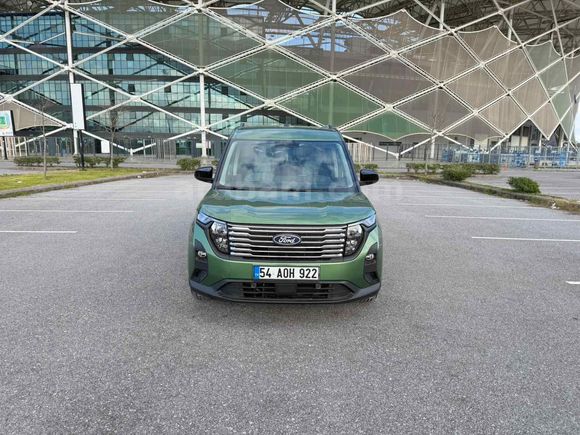 Sahibinden Ford Tourneo Courier 1.0 EcoBoost Titanium 2024 Model 