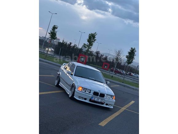 Sahibinden BMW 3 Serisi 318i Standart 1992 Model 