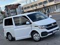 VW Transporter 2.0 TDI Camlı Van DSG Kusursuz Temizlikte