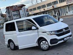 VW Transporter 2.0 TDI Camlı Van DSG Kusursuz Temizlikte
