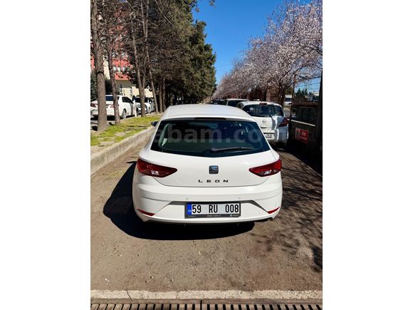 Sahibinden Seat Leon 1.2 TSI Style 2017 Model  76.000 km Beyaz