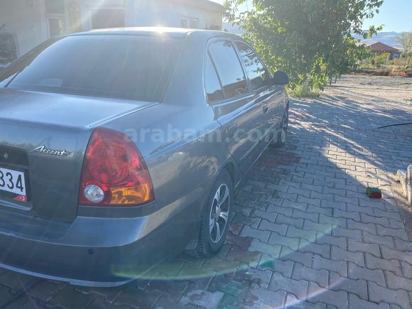Sahibinden Hyundai Accent 1.3 Admire 2005 Model