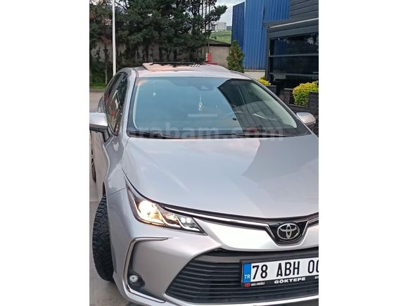 Sahibinden Toyota Corolla 1.5 Flame X-Pack 2022 Model