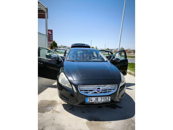 Sahibinden Volvo S60 1.6 D Advance 2013 Model