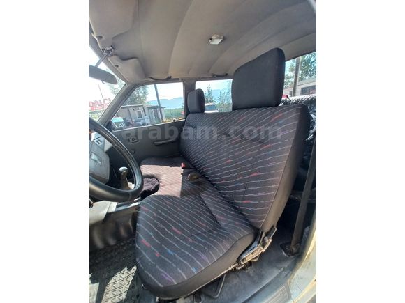 Sahibinden Mazda B2200 2.2 D 1993 Model 