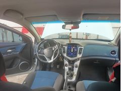Sahibinden Chevrolet Cruze 1.6 Design Edition Plus 2011 Model  240.000 km Beyaz