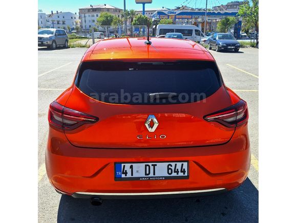 2020 CLIO 1.3 TCe EDC TOUCH BOYASIZ DEĞİŞENSİZ