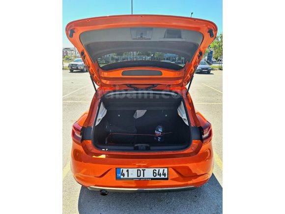 2020 CLIO 1.3 TCe EDC TOUCH BOYASIZ DEĞİŞENSİZ