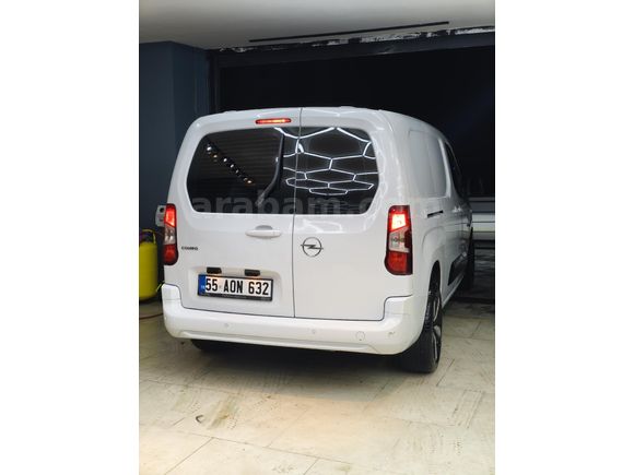 Sahibinden Opel Combo 1.5 CDTI Ultimate XL 2024 Model