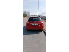 Sahibinden Toyota Auris 1.33 Comfort 2012 Model  131.000 km Kırmızı