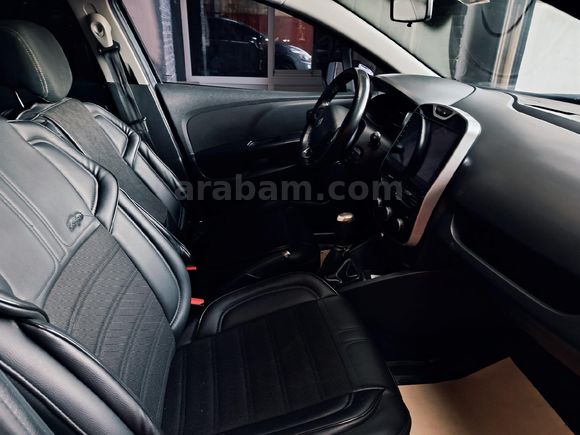 Sahibinden Renault Clio 0.9 TCe Joy 2020 Model