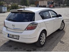 Otomatik 1.6 Opel Astra 152bin km 2012 Model Konya