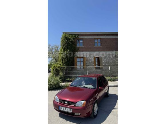Sahibinden Ford Fiesta 1.25 Ghia 2001 Model 