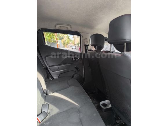 Sahibinden Renault Clio 1.2 joy 2012 Model  200.000 km Beyaz