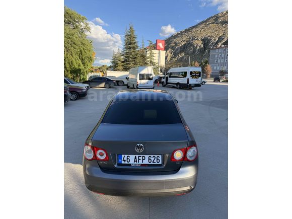 Sahibinden Volkswagen Jetta 1.4 TSi Midline 2010 Model 