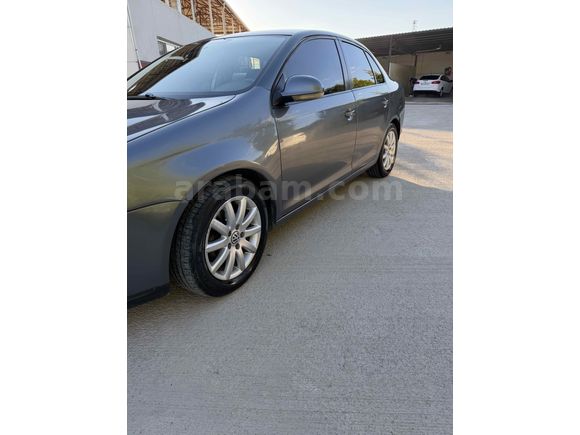Sahibinden Volkswagen Jetta 1.4 TSi Midline 2010 Model 