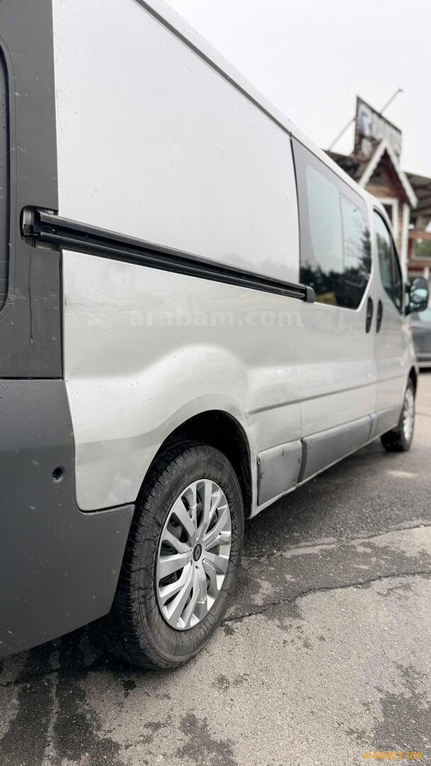 Galeriden Renault Trafic 1.9 DCI Comfort 2006 Model İstanbul 400.000 km Gri 6