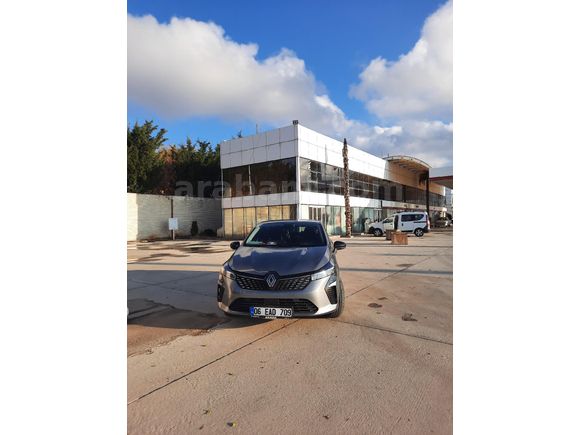 Sahibinden Renault Clio 1.0 TCe Evolution 2023 Model