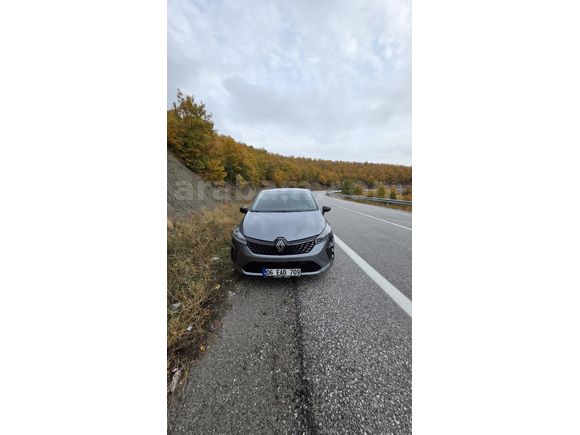 Sahibinden Renault Clio 1.0 TCe Evolution 2023 Model