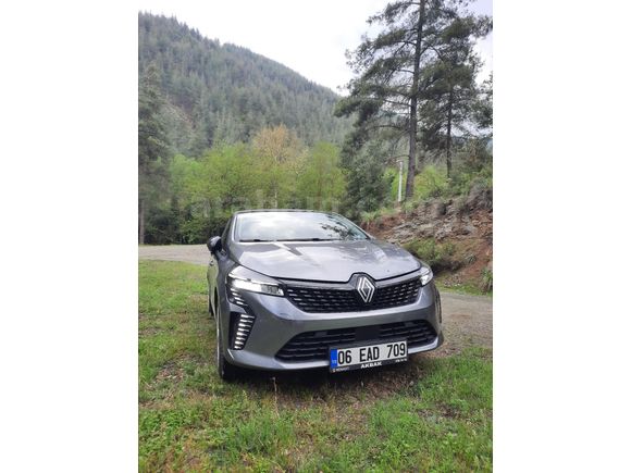 Sahibinden Renault Clio 1.0 TCe Evolution 2023 Model