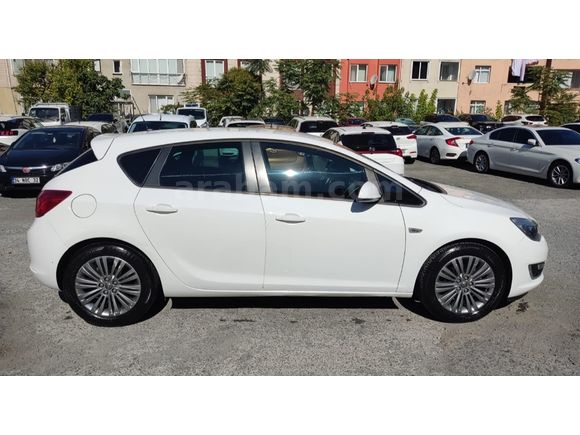 Sahibinden Opel Astra 1.3 CDTI Active 2013 Model  118000 km Beyaz