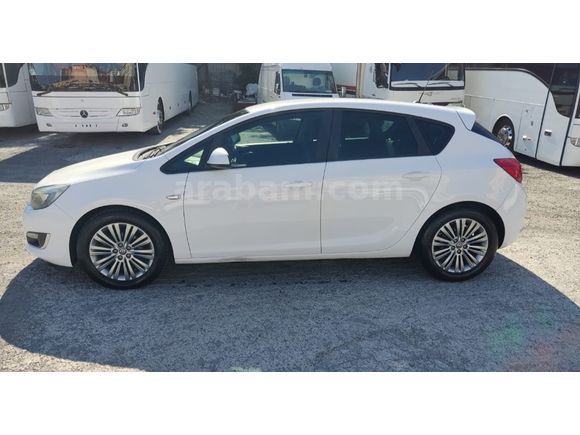 Sahibinden Opel Astra 1.3 CDTI Active 2013 Model  118000 km Beyaz