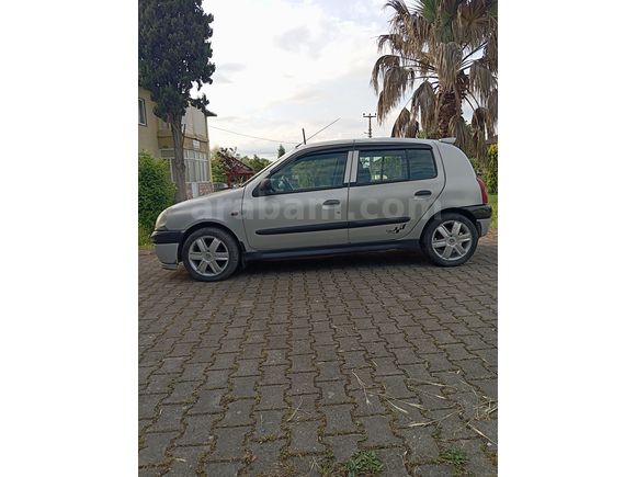 Sahibinden Renault Clio 1.6 RXT 2000 Model