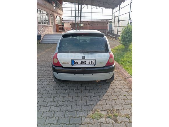 Sahibinden Renault Clio 1.6 RXT 2000 Model