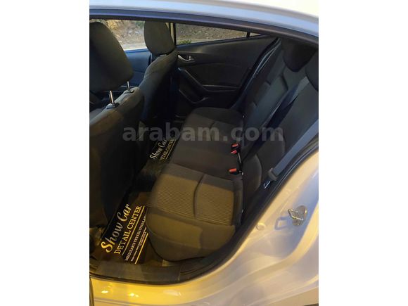 Sahibinden Mazda 3 1.5 SkyActive-G Reflex 2015 Model 