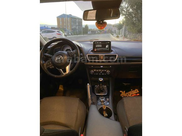 Sahibinden Mazda 3 1.5 SkyActive-G Reflex 2015 Model 
