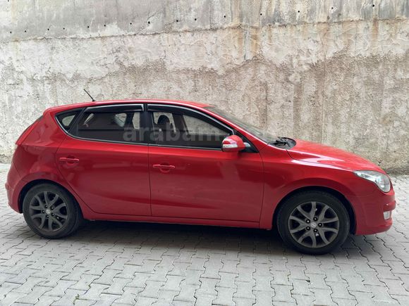 Sahibinden Hyundai i30 1.6 CRDi Mode 2011 Model 