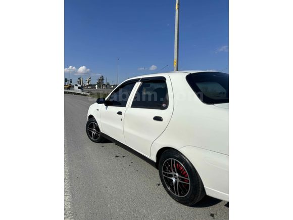 Sahibinden Fiat Albea 1.3 Multijet Active 2006 Model  347.000 km Beyaz