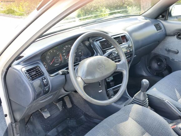 TOYOTA COROLLA 1.3 XL EFASANE KASA