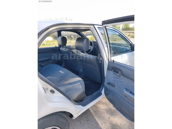 TOYOTA COROLLA 1.3 XL EFASANE KASA