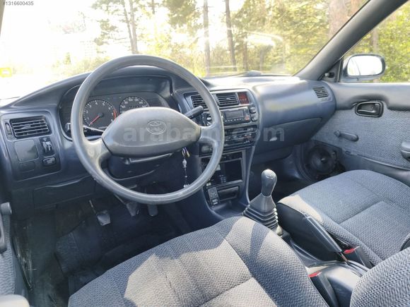 TOYOTA COROLLA 1.3 XL EFASANE KASA