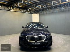 -CİO MOTORS-İ5 EDRIVE40 M SPORT-B&W-AKS-AİR-19J-360-BAYİ-