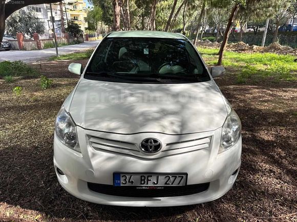 2012 Model Toyota Auris Otomatik
