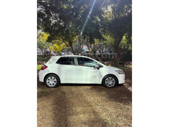 2012 Model Toyota Auris Otomatik