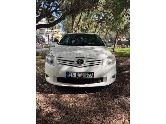 2012 Model Toyota Auris Otomatik