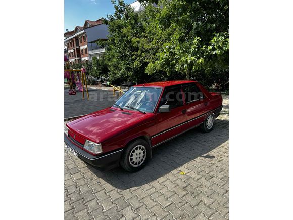 Renault 9 Broadway  Ön-Arka Kameralı+Geri Görüş Kameralı araç