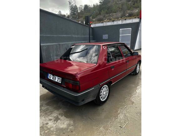 Renault 9 Broadway  Ön-Arka Kameralı+Geri Görüş Kameralı araç
