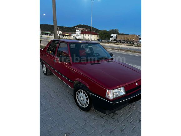 Renault 9 Broadway  Ön-Arka Kameralı+Geri Görüş Kameralı araç