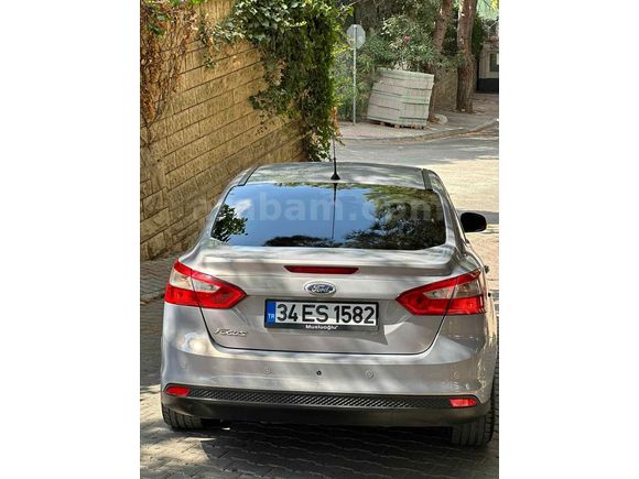 Sahibinden Ford Focus 1.6 TDCi Titanium 2012 Model 
