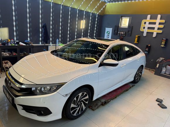 Sahibinden Honda Civic 1.6i VTEC Executive 2017 Model  101.000 km Beyaz