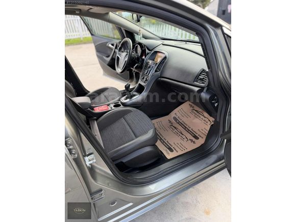 TAŞKIN'DAN 2017 MODEL SPORT&STİLL SUNROOF HATASIZ 105.BİN KM