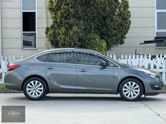 TAŞKIN'DAN 2017 MODEL SPORT&STİLL SUNROOF HATASIZ 105.BİN KM